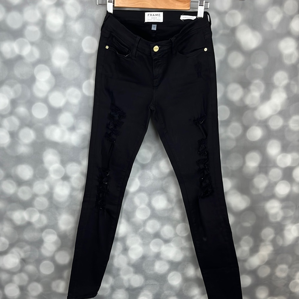 Frame womens Le Skinny black distressed jeans. Size 26